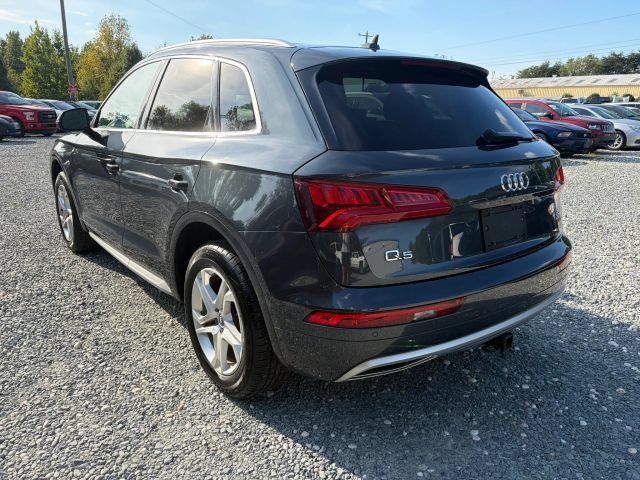 Used 2018 Audi Q5 2.0T Premium Plus w/ Premium Plus Package AWD/4WD image 3