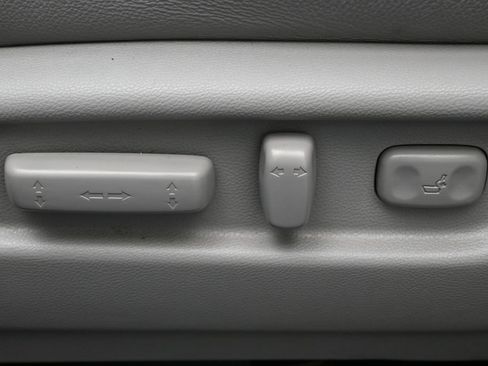 Used 2019 Honda Pilot Touring image 10