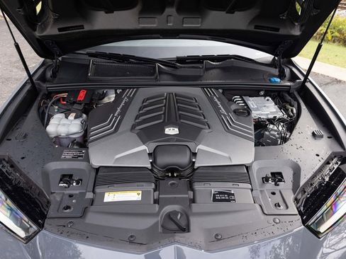 Used 2024 Lamborghini Urus S image 58