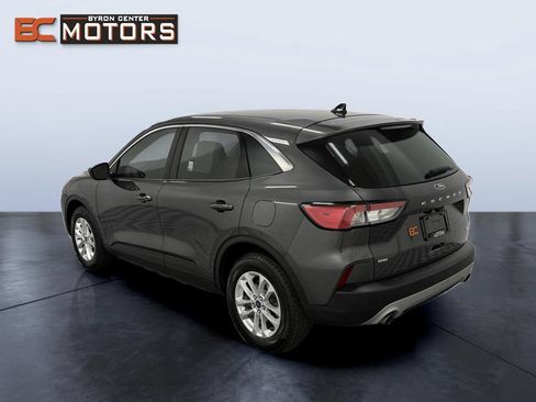 Used 2020 Ford Escape SE AWD/4WD image 4