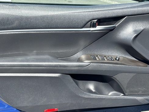 Used 2024 Toyota Camry SE FWD image 19
