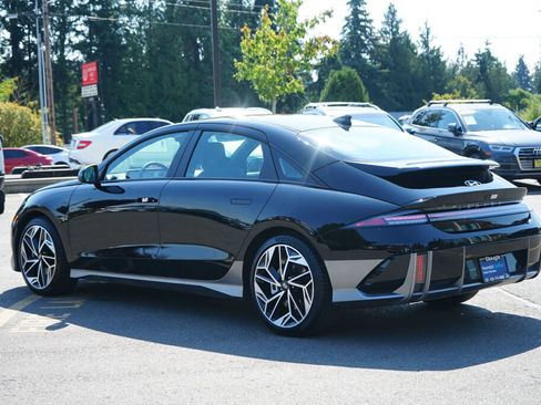 Certified 2025 Hyundai Ioniq 6 SEL AWD/4WD image 9