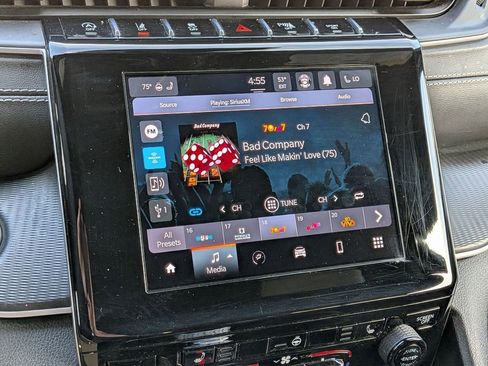 Certified 2023 Jeep Grand Cherokee Altitude image 17