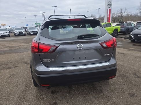 Used 2018 Nissan Rogue Sport SV w/ SV All-Weather Package image 6