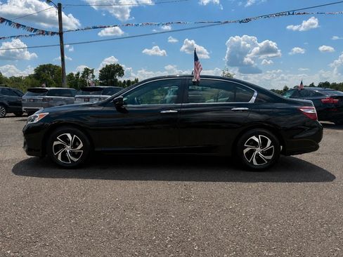 Used 2017 Honda Accord LX image 2