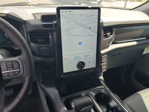 New 2025 Ford F150 Lightning Flash AWD/4WD image 23