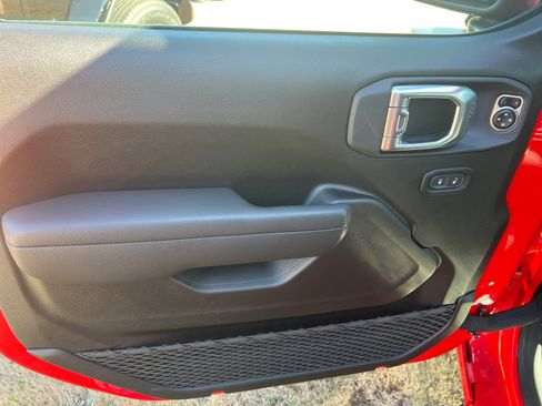 New 2025 Jeep Wrangler Sport S image 9