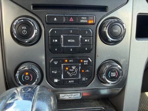 Used 2014 Ford F150 FX4 w/ Equipment Group 402A Luxury AWD/4WD image 14