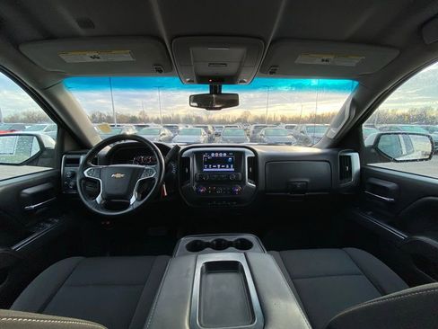 Used 2018 Chevrolet Silverado 1500 LT w/ All Star Edition image 22