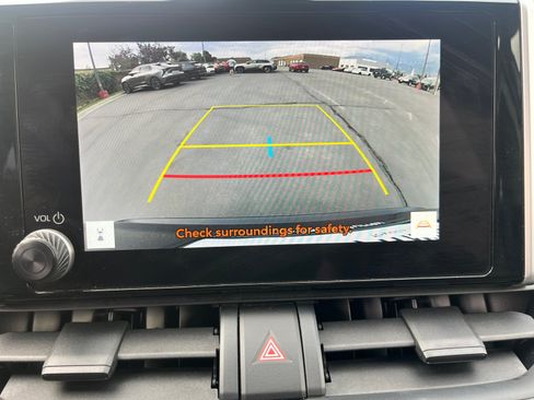 Used 2025 Toyota RAV4 LE AWD/4WD image 21