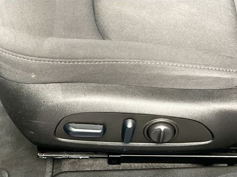 Used 2023 Chevrolet Malibu LT image 15