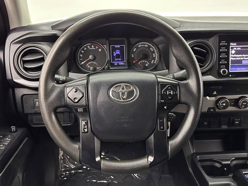 Used 2020 Toyota Tacoma SR image 19