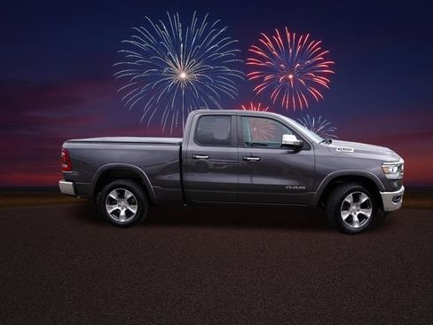 Used 2020 RAM 1500 Laramie AWD/4WD image 3