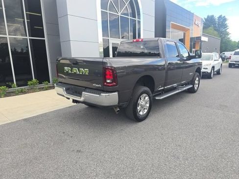 Certified 2025 RAM 2500 Big Horn AWD/4WD image 7