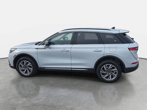 New 2026 Lincoln Corsair Premiere image 8