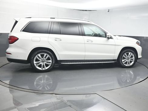 Used 2018 Mercedes-Benz GLS 450 4MATIC w/ Premium Package image 8