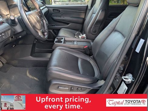 Used 2024 Honda Odyssey Sport image 15