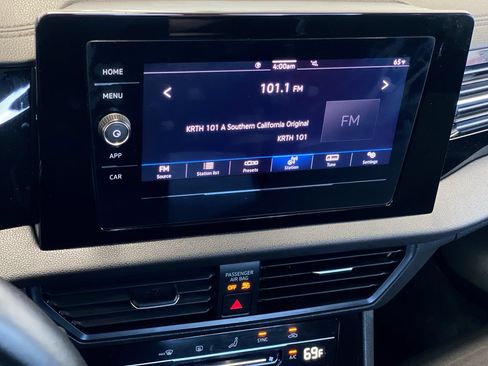 Used 2025 Volkswagen Jetta S FWD image 26
