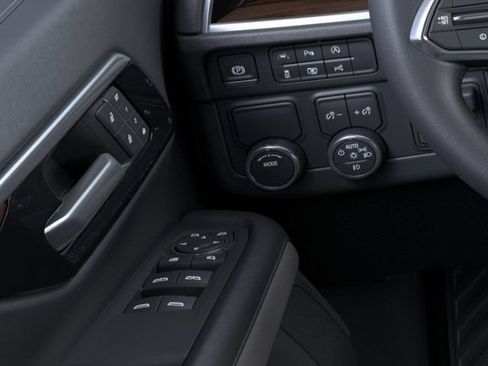 New 2026 Chevrolet Suburban High Country RWD image 22