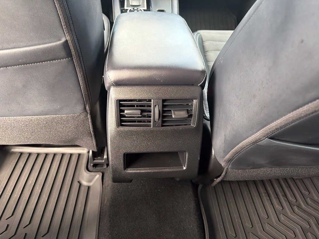 Used 2023 Mitsubishi Outlander SE AWD/4WD image 24