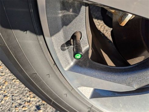 Certified 2025 Subaru Ascent Premium w/ Popular Package #1 image 11