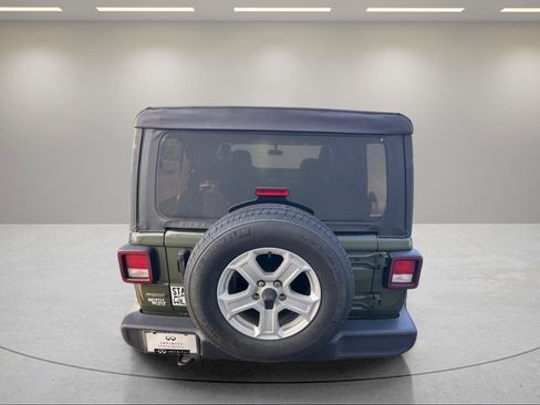 Used 2022 Jeep Wrangler Unlimited Sport AWD/4WD image 5