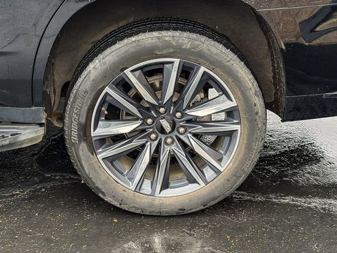 Used 2023 Cadillac Escalade Sport AWD/4WD image 5
