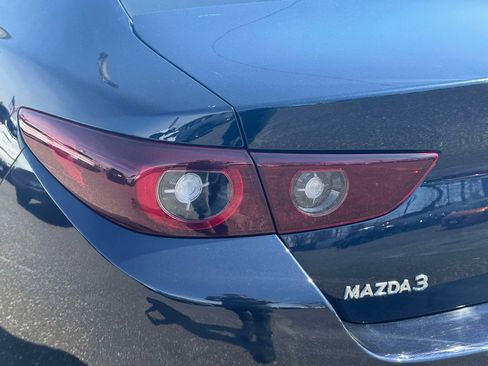 Used 2024 MAZDA MAZDA3 s FWD image 10