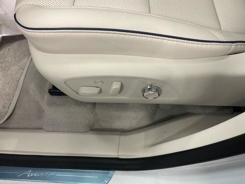 New 2026 Buick Enclave Avenir w/ Super Cruise Package FWD image 15
