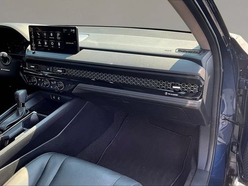 Used 2023 Honda Accord EX-L image 23