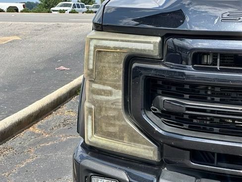 Used 2022 Ford F350 Lariat w/ Tremor Off-Road Package AWD/4WD image 4