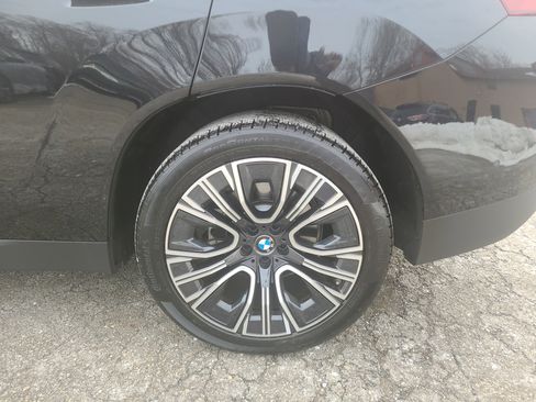 Used 2025 BMW X3 xDrive30i w/ Premium Package image 11