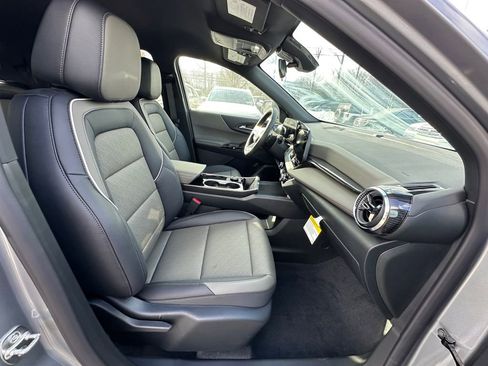 New 2026 Chevrolet Equinox LT w/ Convenience Package II image 23