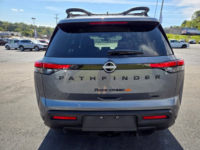 Used 2025 Nissan Pathfinder Rock Creek AWD/4WD image 7