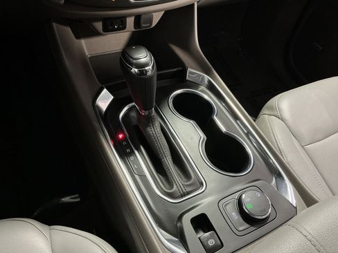 Used 2019 Chevrolet Traverse LT w/ LT Premium Package image 30