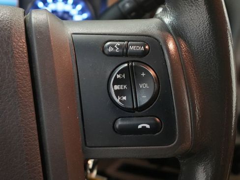 Used 2014 Ford F350 Lariat image 32