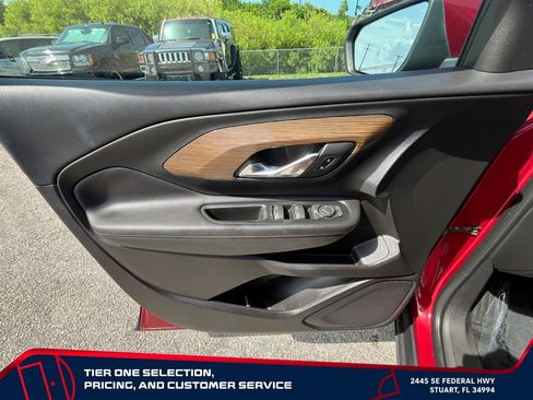 Used 2018 GMC Terrain SLE w/ Driver Convenience Package FWD image 24