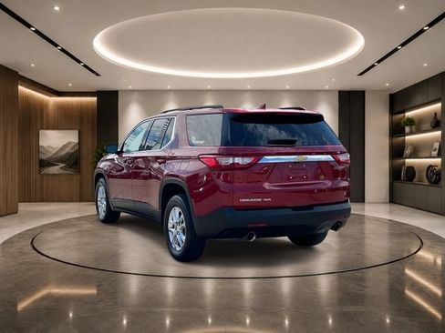 Used 2021 Chevrolet Traverse LT AWD/4WD image 8