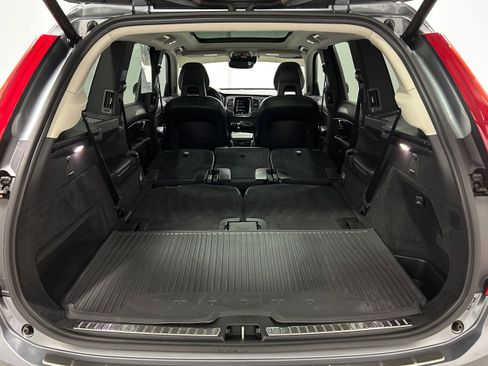 Used 2020 Volvo XC90 T6 Momentum image 35