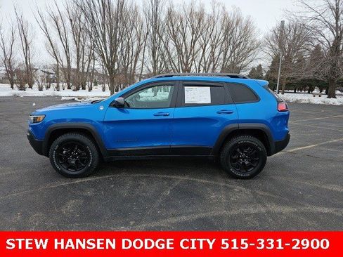 Used 2020 Jeep Cherokee Trailhawk w/ Comfort/Convenience Group image 1