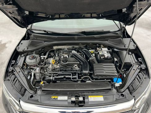 Used 2024 Volkswagen Jetta SE image 35