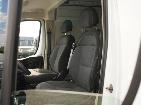 Used 2022 RAM ProMaster 2500 FWD image 17