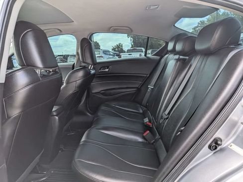 Used 2019 Acura ILX FWD image 12
