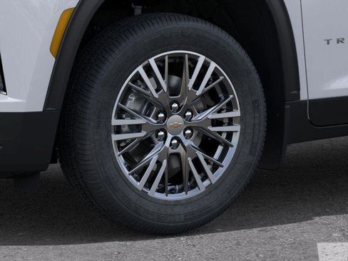 New 2026 Chevrolet Traverse LT w/ Driver Confidence Package image 9
