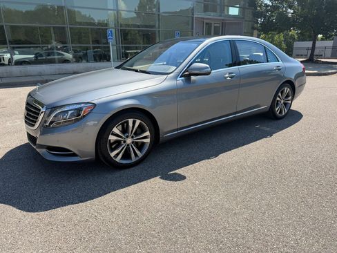 Used 2015 Mercedes-Benz S 550 Sedan image 2
