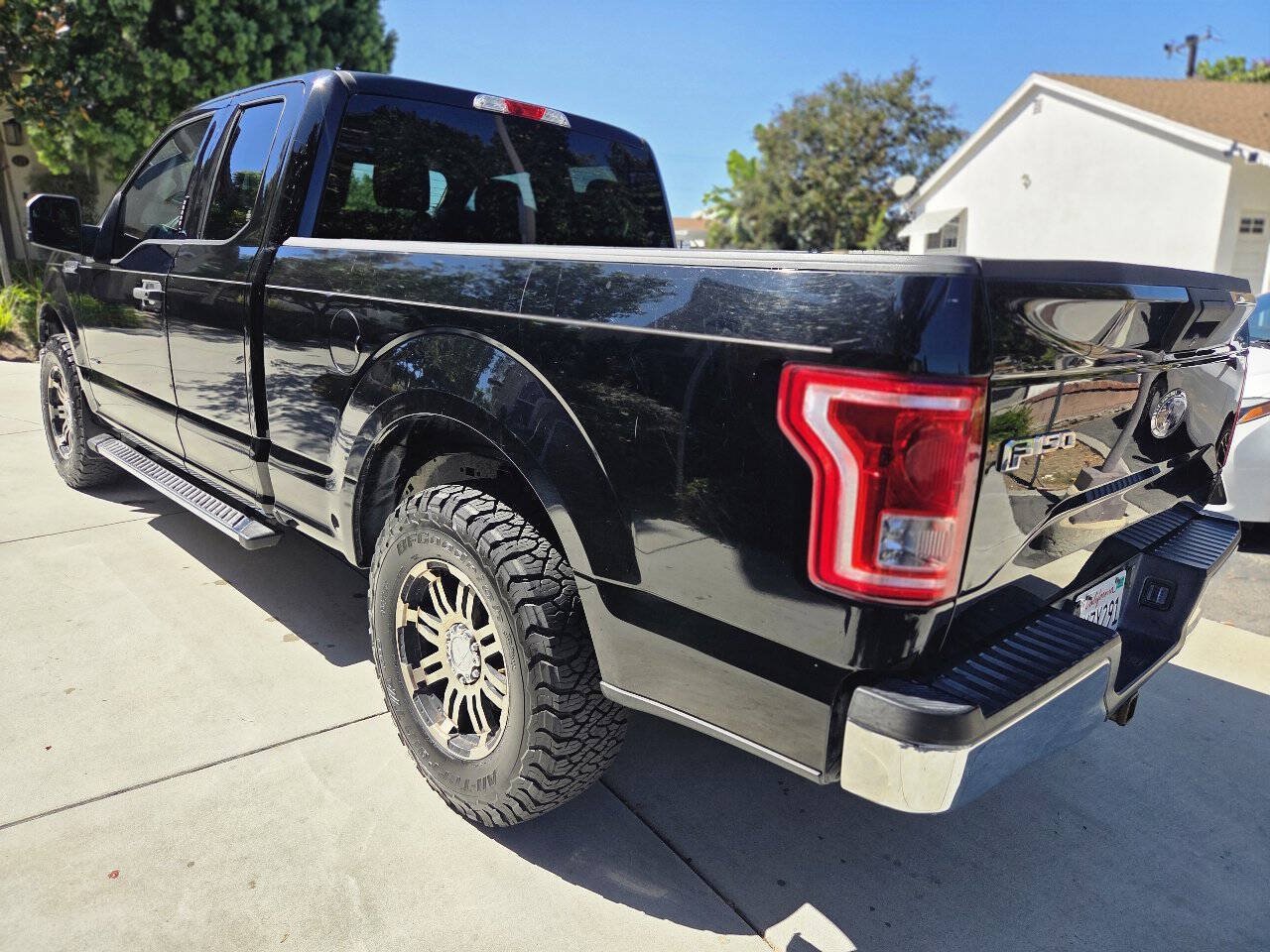 Used 2016 Ford F150 XLT w/ Equipment Group 301A Mid RWD image 21
