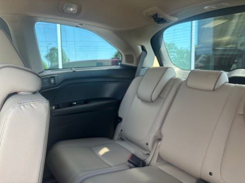 Used 2022 Honda Odyssey Elite image 41