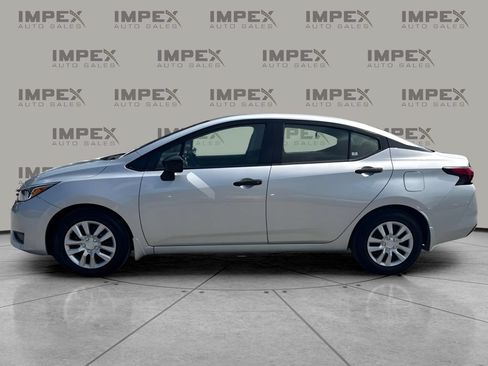 Used 2024 Nissan Versa S w/ Trunk Package FWD image 2