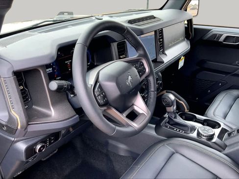 New 2026 Ford Bronco Badlands AWD/4WD image 8