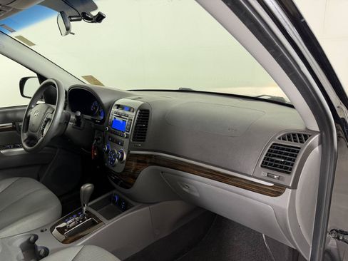 Used 2011 Hyundai Santa Fe GLS AWD/4WD image 18